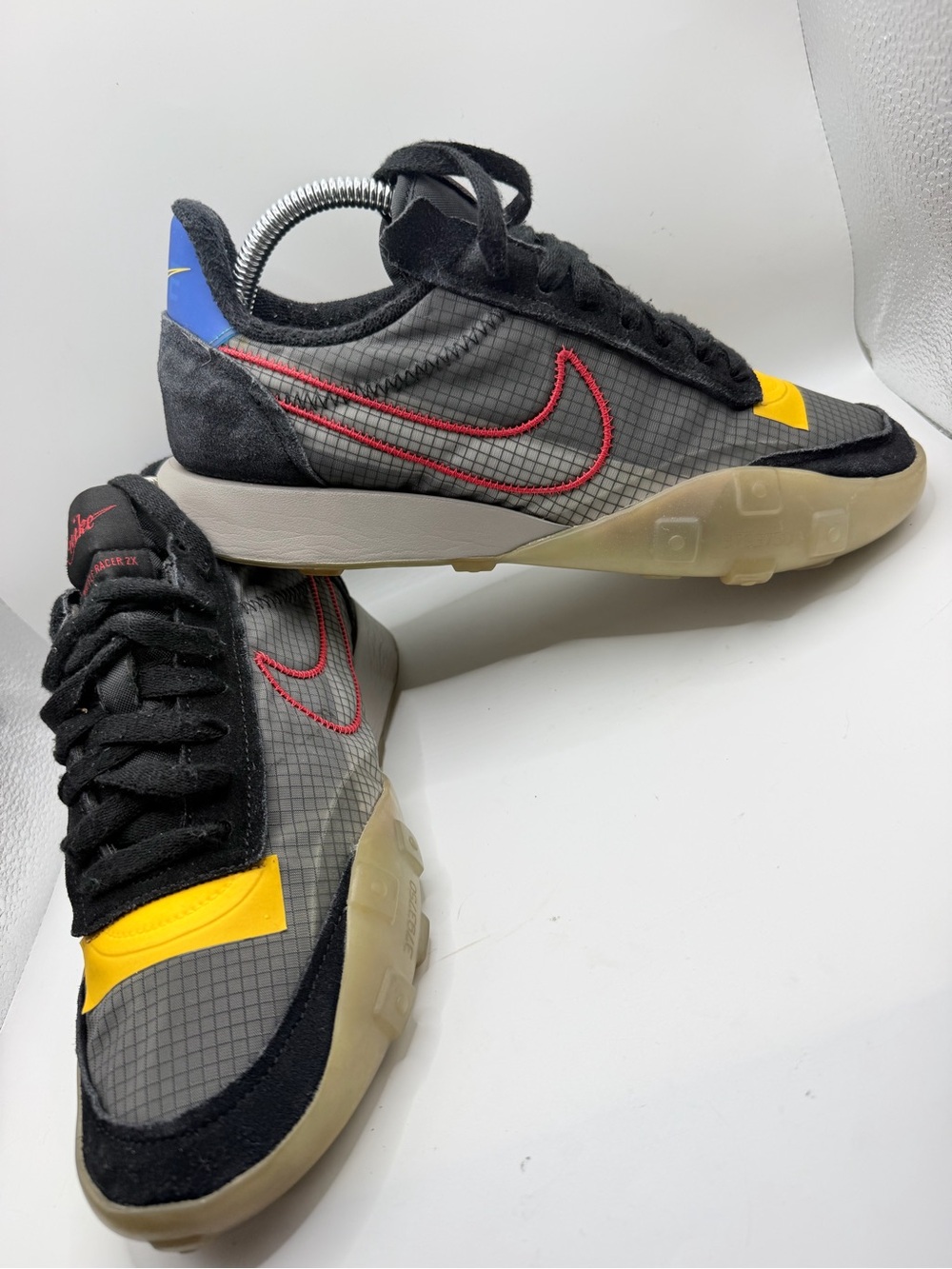 Nike Men’s Gray, Yellow & Red Low-Top Sneakers